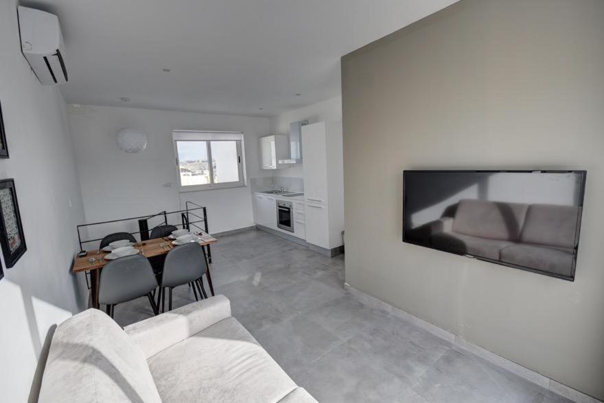 Modern Penthouse Close To The Sea Leilighet Gzira Eksteriør bilde
